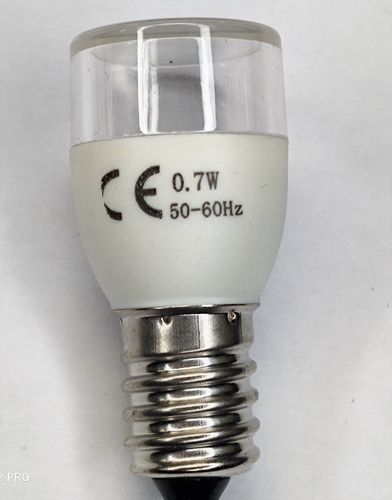 LED Lamppu E14 kannalla